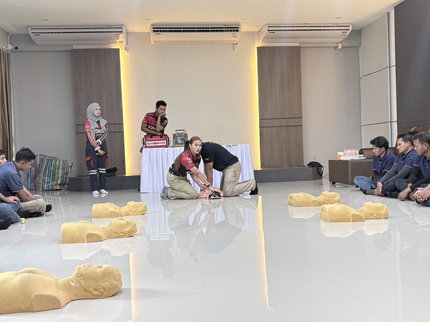 โครงการอบรมการปฐมพยาบาลเบื้องต้นในสถานประกอบกิจการ