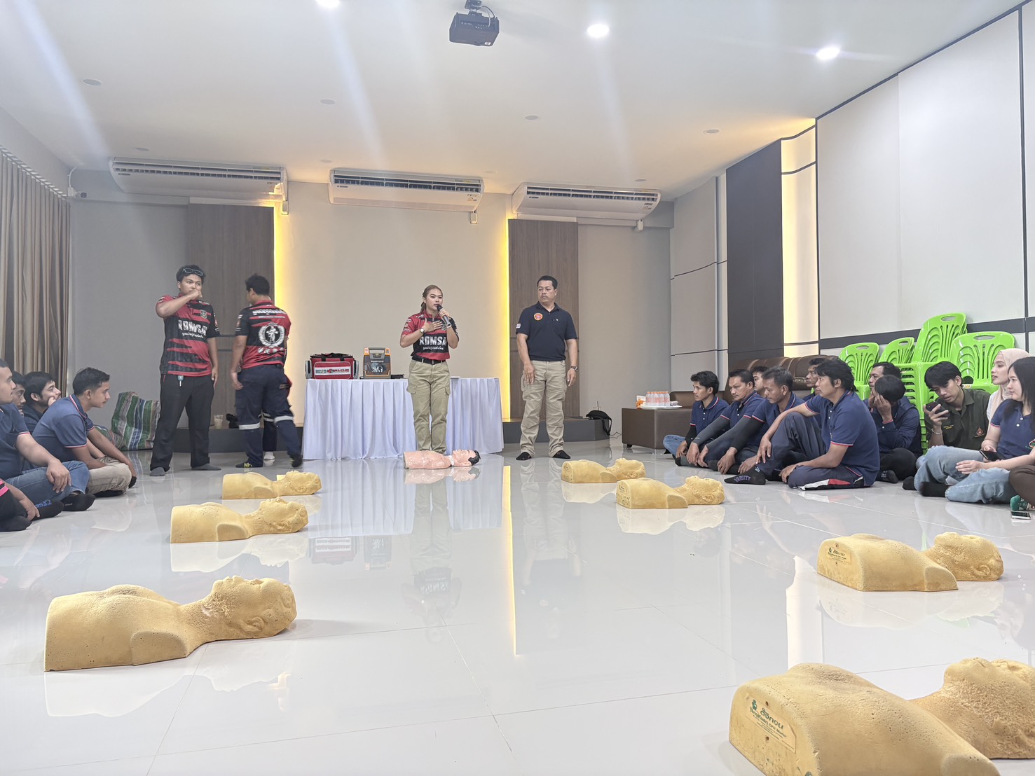 โครงการอบรมการปฐมพยาบาลเบื้องต้นในสถานประกอบกิจการ