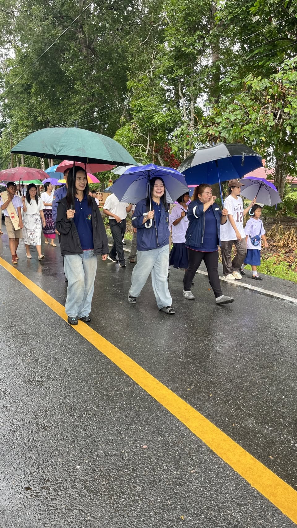 เเห่เทียนพรรษา